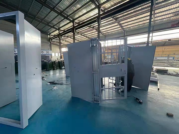 監(jiān)獄門 監(jiān)獄門